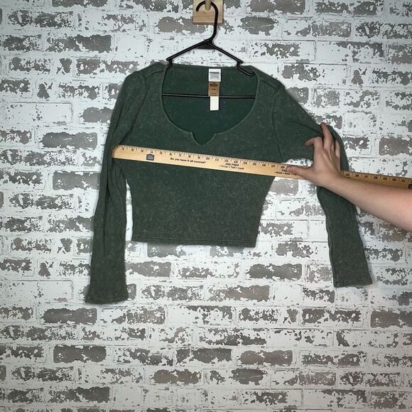 Pink | women nwt cropped waffle knit top - Picture 7 of 8